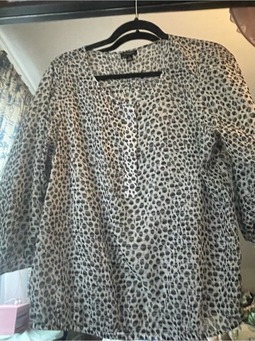 Ann Taylor Cream and Black Leopard Print Henley Top - Picture 2 of 3